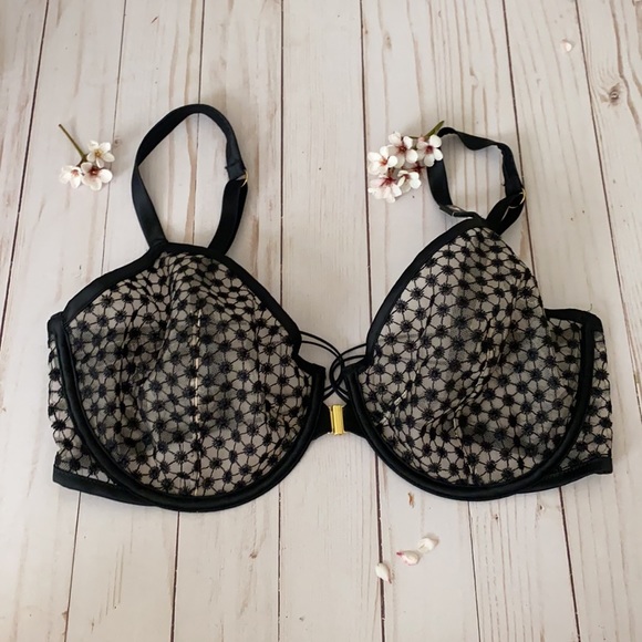 Victoria’s Secret Starburst Unlined Demi B… - Picture 2 of 10